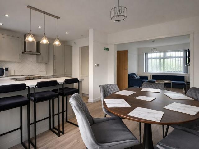 house for rent in Mackets Lane, L25 0LF