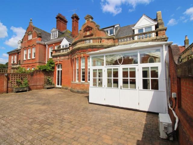 house for rent in Mesh Pond, SP5 3NQ