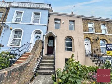 house for rent in Milton Road, DA12 2PJ