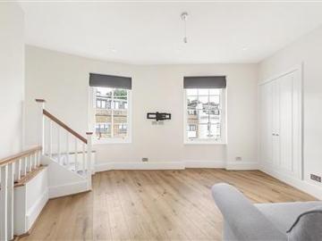 house for rent in Moreton Terrace, SW1V