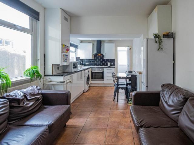 house for rent in Mundy Place, Cardiff, CF24 4BZ