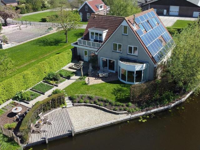 house for rent in Neerpolderseweg 30 3381 JS Giessenburg Giessenburg West