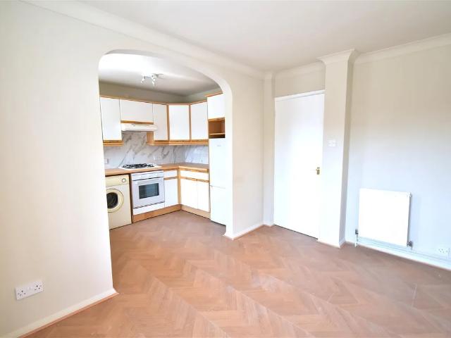 house for rent in New Road, Bourne End