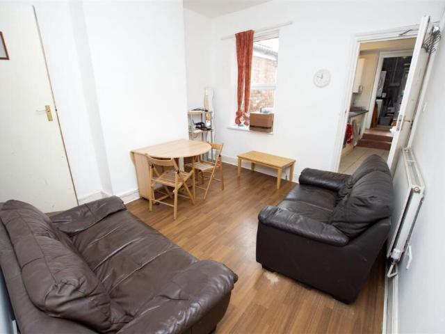 house for rent in North Road, B29 6AN