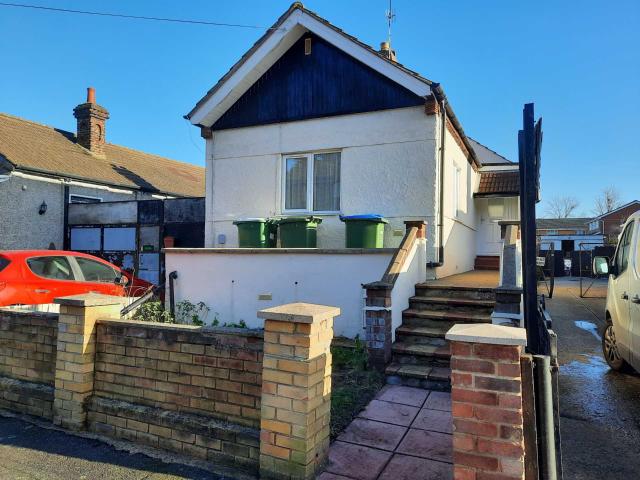 house for rent in North Road, Belvedere, DA17 6JX