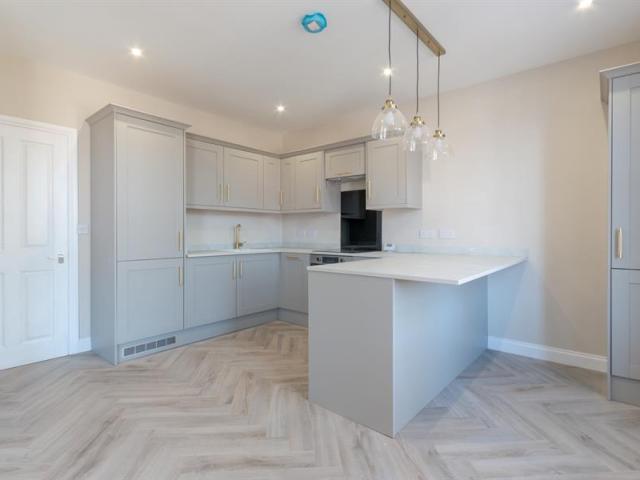 house for rent in Oakwood Avenue, Oakwood