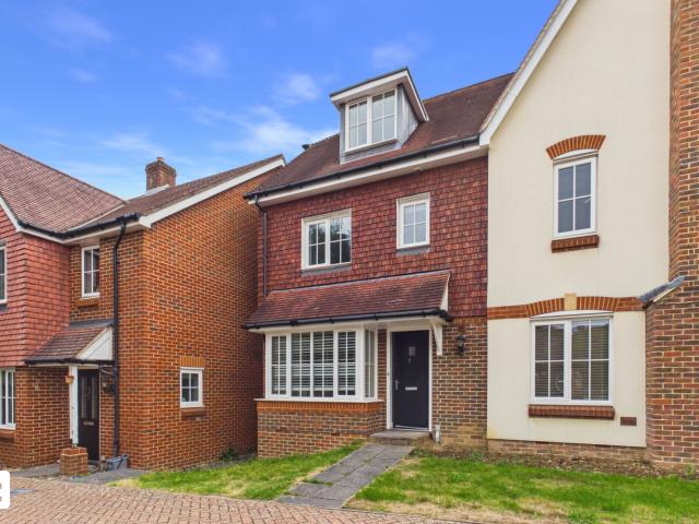 house for rent in Old Common Way, Uckfield, TN22