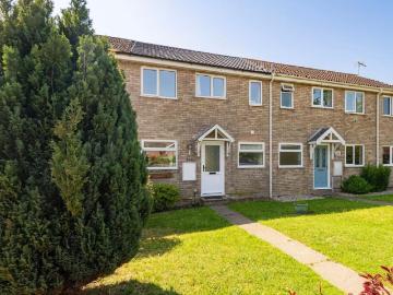 house for rent in Orchard Way, NR29 3AY