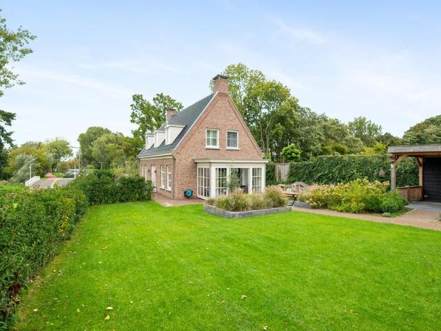 house for rent in Overschiese Kleiweg 717 3045LL Rotterdam Zestienhoven Rotterdam