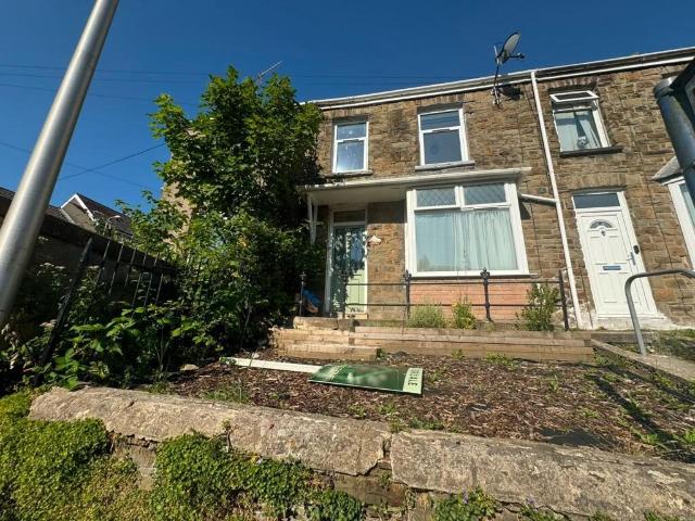 house for rent in Oxford Street, CF32 8DF