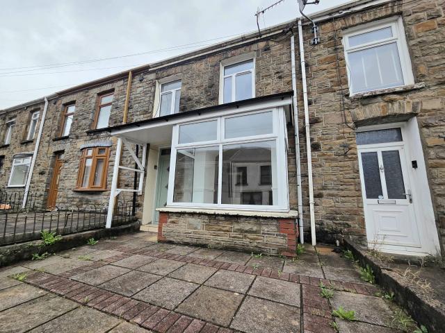 house for rent in Oxford Street, Pontycymer, CF32