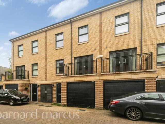 house for rent in Parchment Close, Mitcham, Mitcham