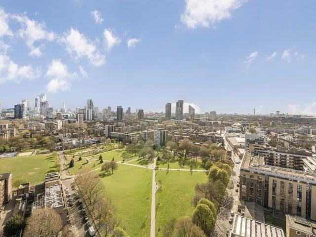 house for rent in Penn Street, Shoreditch Park, N1 5FE