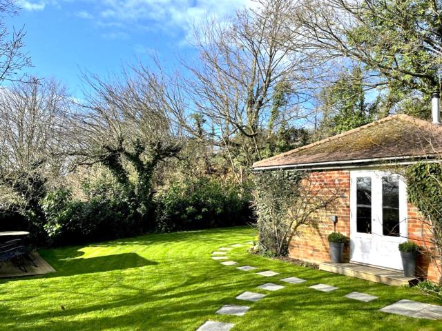 house for rent in Pebbles Downend, Blackwater, Newport, Isle of Wight, PO30 3BQ