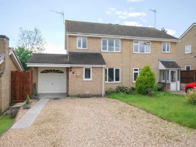 house for rent in Phillips Way, NN6 7SF
