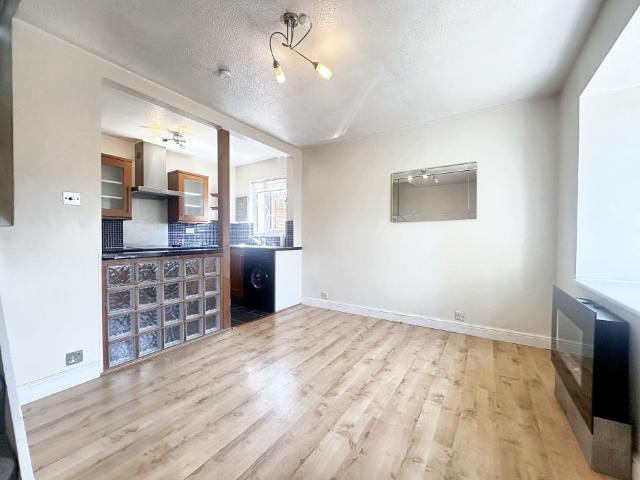 house for rent in Pippins Close, West Drayton, UB7