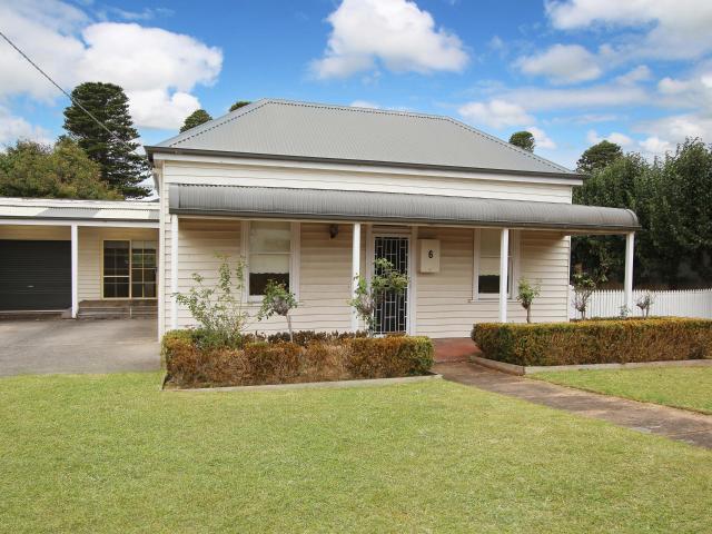 House for rent in Port