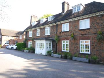 house for rent in Property, AL9 5BL