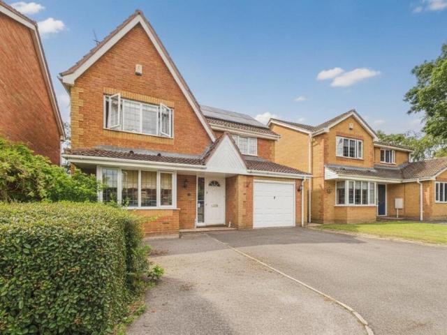 house for rent in Prospect Avenue, GU14 8JU