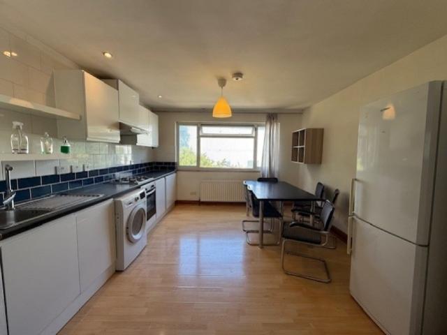house for rent in Princes Drive, Harrow, Greater London, HA1