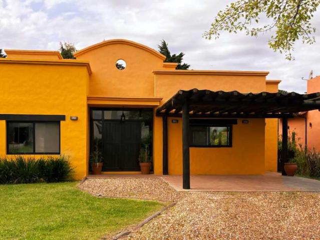 house for rent in Pueblo Esther, Rosario, Santa Fe, Argentina