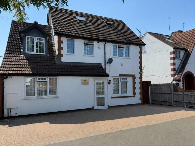 house for rent in Rayners Lane, Harrow, Middlesex, HA2