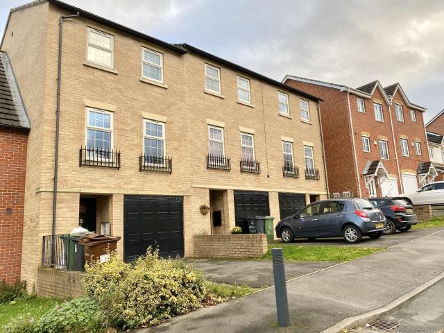 house for rent in Raynville Way, Armley, Armley