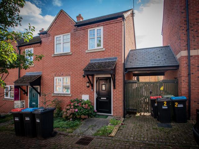 house for rent in Rays Close, Bletchley, Milton Keynes, MK2