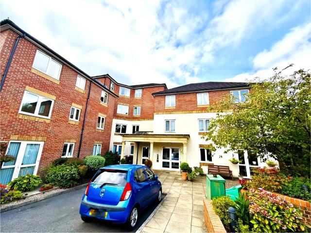 house for rent in retirement, highfield lane, so17