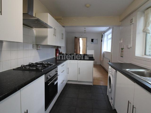 Richards Street, Property #1335