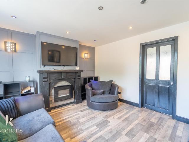 house for rent in Riding Barn Street, Church