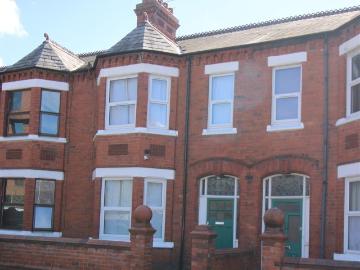 house for rent in Room 2, 12 Queens Road, Chester, Cheshire, CH1 3BQ