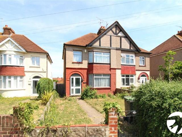 house for rent in Rochester Road, DA12 4TW