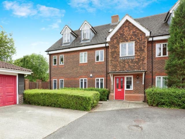 house for rent in Rosemead Gardens, Crawley, Crawley