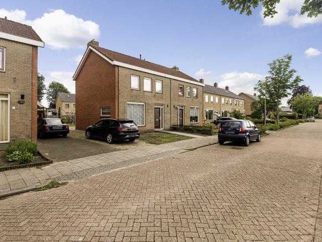 House for rent in Rouveen