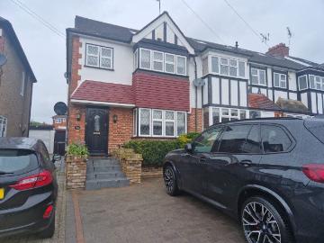 house for rent in Rous Road, Buckhurst Hill, IG9 6BT