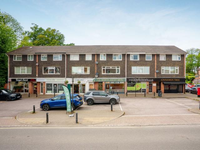 house for rent in Royal Hunt House, Ascot