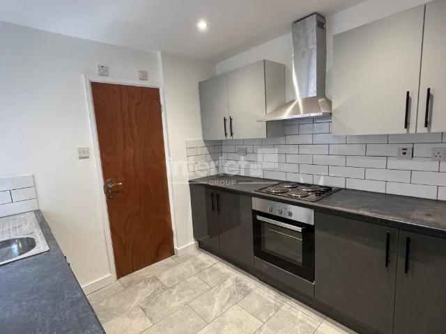 Russell Street, Property #2832