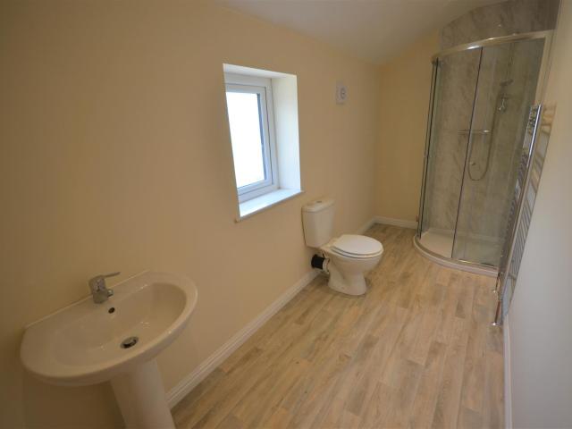 house for rent in Sedburgh Road, Halifax