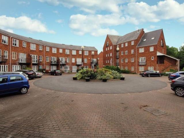 house for rent in Sovereigns Quay, MK40 1TF