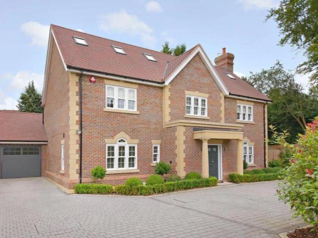house for rent in Spencer Close, Radlett, Hertfordshire, WD7