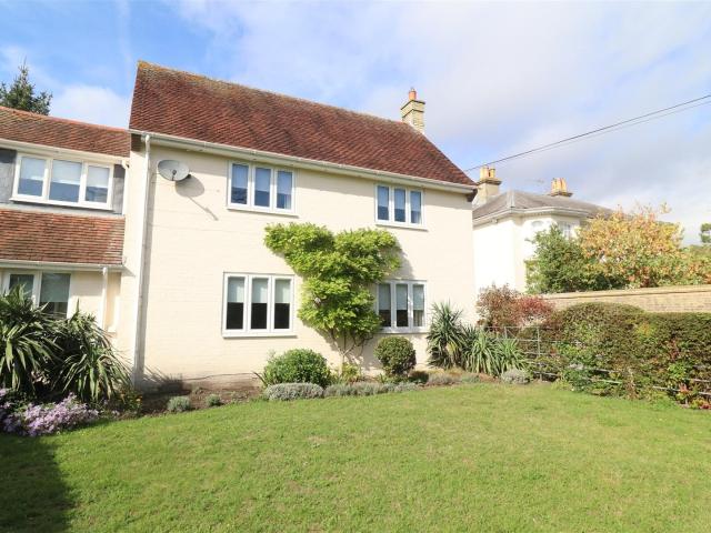 house for rent in Swan Lane, CB8 7EN