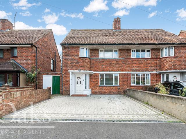 house for rent in Swinburne Crescent, Addiscombe, Surrey