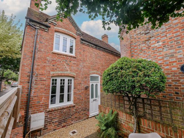 house for rent in St. Mary's Street, Wallingford