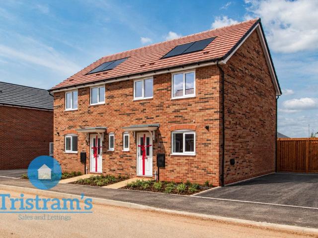 house for rent in STARINA AVENUE, NG12 4BP