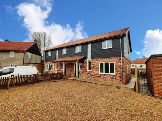 house for rent in Sutton Crescent, Norwich, Freethorpe, Norwich, Freethorpe