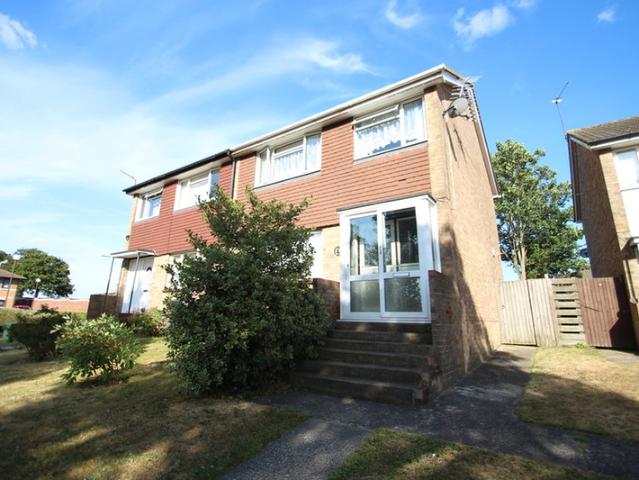 house for rent in Sycamore Drive, Swanley, Swanley, Kent, BR8 7AJ