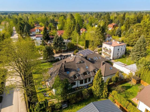 house for rent international pl mazowieckie, Komorów, Michałowice