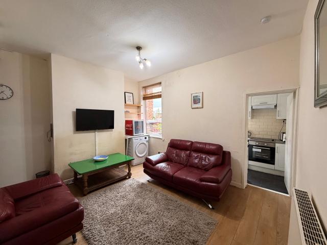 House for rent Kathleen Grove, Manchester, M14 5GY