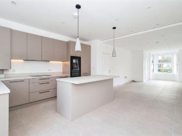 House for rent Lowfield Road SK2
